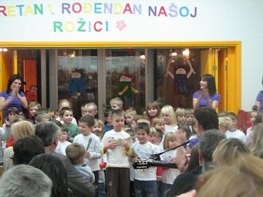 Veseli nastup mali�ana